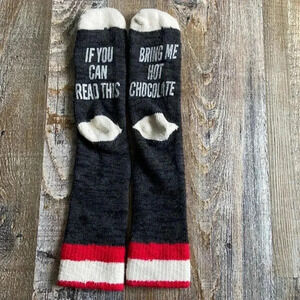 ‘ IF  YOU CAN READ THIS BRING ME HOT CHOCOLATE’ Socks 🧦